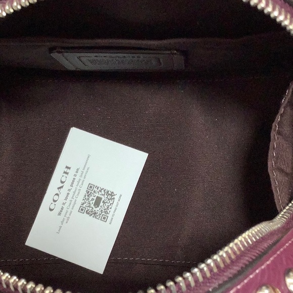 NWT Coach Sydney Satchel Deep Berry Max Riveted Pebble Leather Refined - Picture 4 of 4